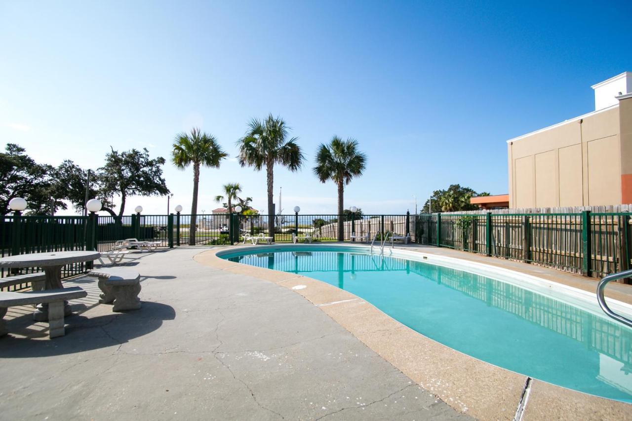 Jubilee Inn Biloxi Exterior photo
